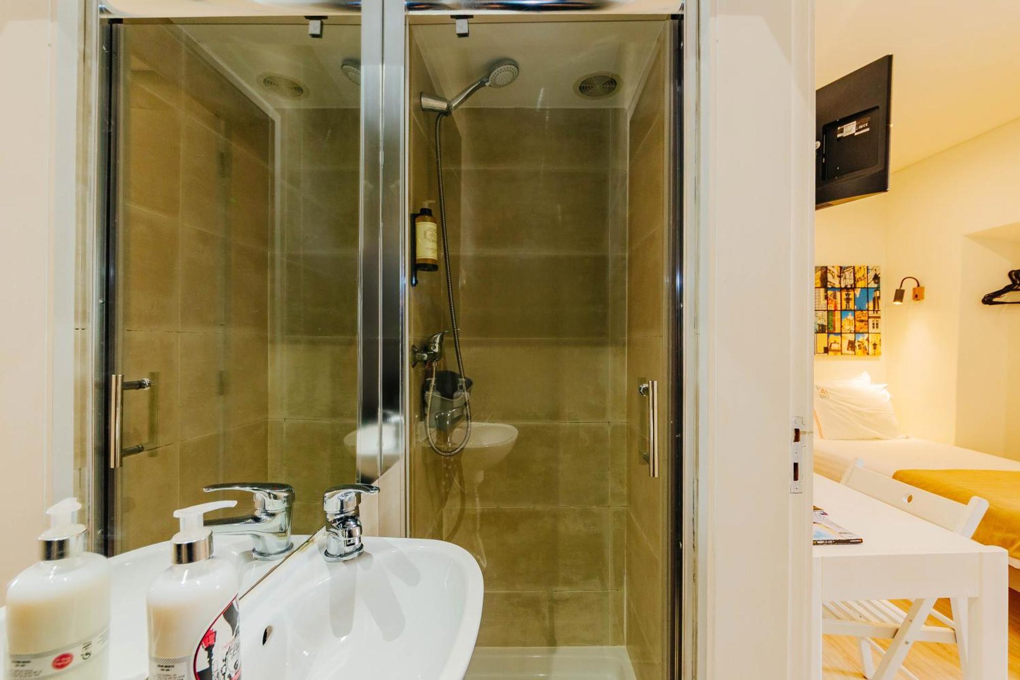 Rent4Rest Lisbon Downtown Tiny Studio Apartments Exteriör bild