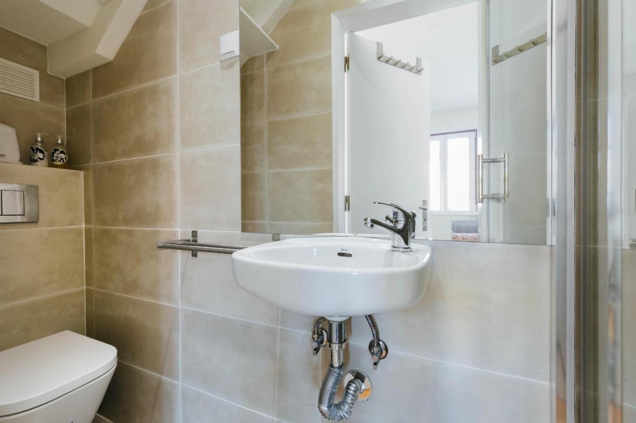 Rent4Rest Lisbon Downtown Tiny Studio Apartments Exteriör bild
